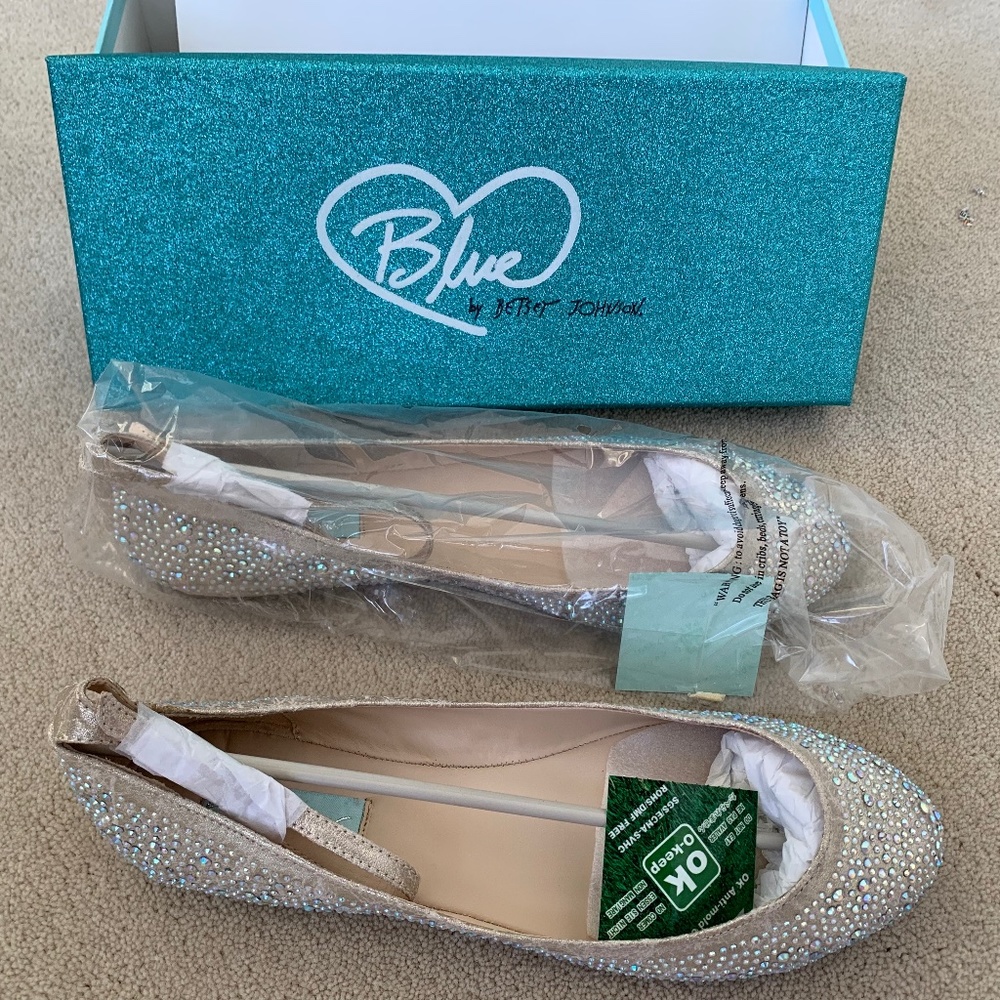 Betsy Johnson SB Joy Champ Fab shoes